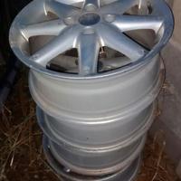 Cerchi in lega originali Ford Fiesta n 15x4