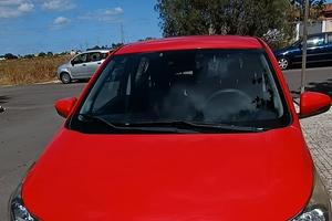 Opel Karl rossa