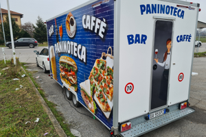 Rimorchio food truck cresci