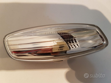 Freccia dx Peugeot 207