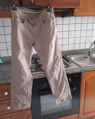 Pantaloni chino