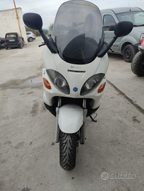 Piaggio X9 250