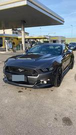Ford Mustang GT Fastback 5.0 Ti-VCT V8 da 421 CV
