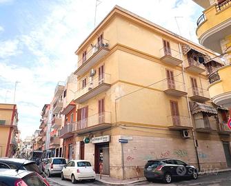 2 LOCALI A BARLETTA