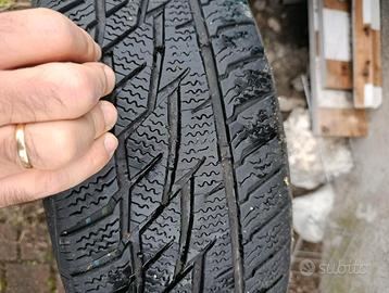 pneumatici invernali completi di cerchi