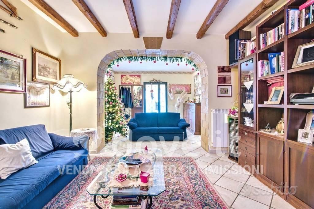 Villa di 205 m² con 5 locali a Palermo - Vista 4
