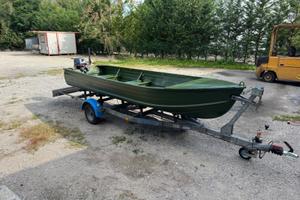 Canadian 430 con motore Yamaha 8 cv e carrello