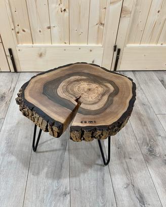 Coffee table in noce
