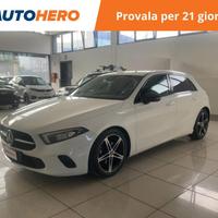 MERCEDES-BENZ A 180 KU26090