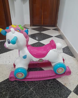 unicorno interattivo clementoni