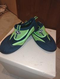 scarpe da nuoto 