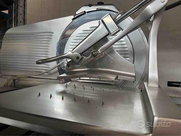 affettatrice verticale per salumi e carne lama 370