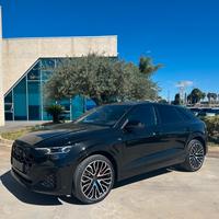 Audi Q8 50 tdi Sline possibilità noleggio no scori