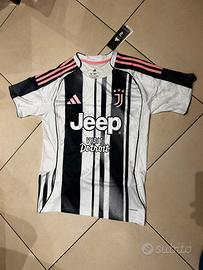 T shirt da calcio juventus taglia M