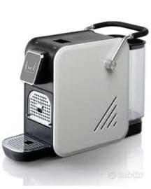 Macchina caffè a capsule nuova 