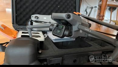 DJI Mavic 3 Pro – Kit completo come nuovo