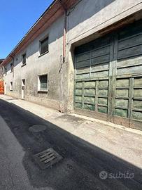 Casa indipendente di 1100 m² con più di 5 locali e