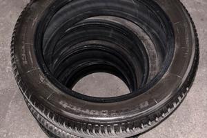 SET 4 GOMME 255/45 R20 COME NUOVE