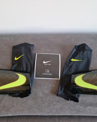parastinchi Nike