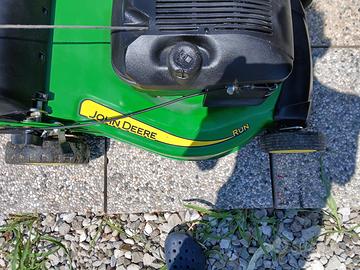 Rasaerba John Deere