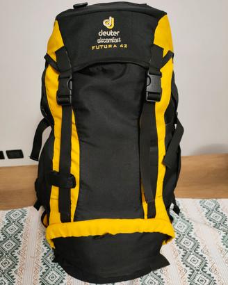 zaino tecnico Deuter 42 litri trekking antisudore