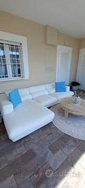 Divano con chaise loungue