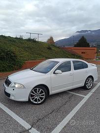 Škoda Octavia RS 2.0 TDI 170 CV DSG