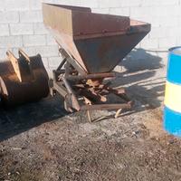 spargi concime salatore seminatrice