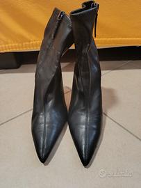 Stivaletti tacco a spillo