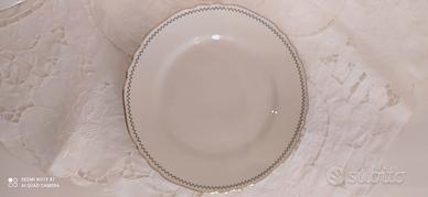 Piatti piani Richard Ginori