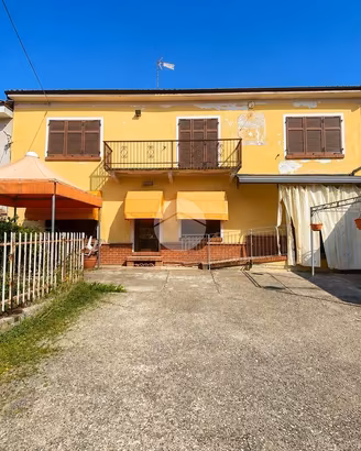 CASA SEMINDIPENDENTE A CALLIANO