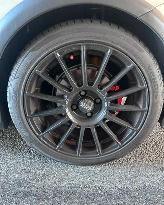 Gomme estive Hankook Ventus v12 evo 2 17 pollici