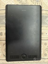 Wacom Intuos Pro Medium tavoletta grafica