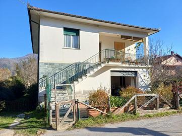 CASA INDIPENDENTE A SAVIGNONE