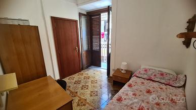 Stanza singola per una ragazza