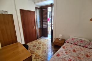 Stanza singola per una ragazza