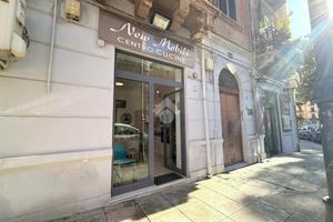 NEGOZIO A PALERMO