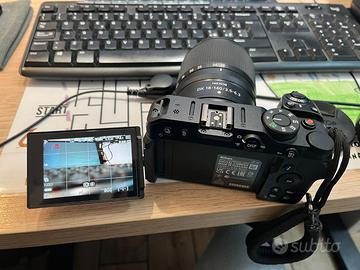 Nikon Z30 e Nikon Z DX 18-140mm f/3.5-6.3 VR NITAL