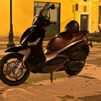 Beverly 350 sport touring 2015