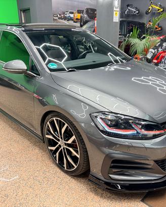 Volkswagen Golf GTI PERFORMANCE TSI 230CV DSG