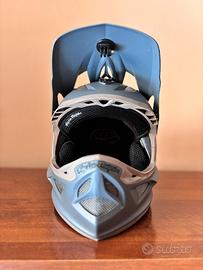 casco troy lee design d3