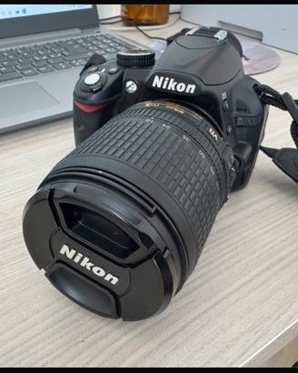 NIKON D3100 REFLEX