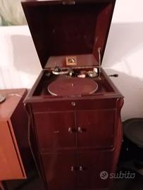 Grammfono a manovella