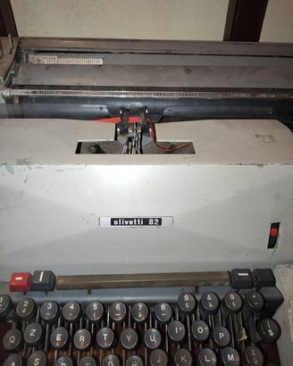 Olivetti 82 vintage 