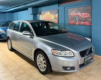 VOLVO V50 CERTIFICATA 1.6CC 101CV OK NEOPATENTATI