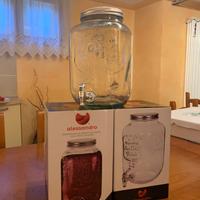 Dispenser per bevande in vetro