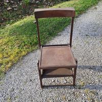 Sedia con inginocchiatoio in legno