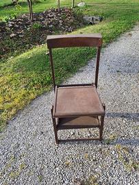 Sedia con inginocchiatoio in legno