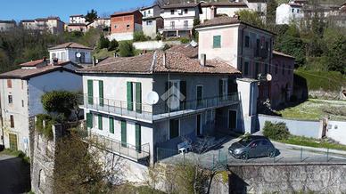 CASA SEMINDIPENDENTE A PARODI LIGURE