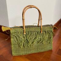 Borsa mano boho vintage in rafia verde con frange